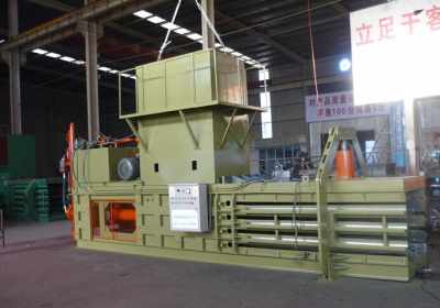 自主研發超高效率臥式秸稈液壓打包機與油墨研發 創新驅動綠色產業雙翼齊飛